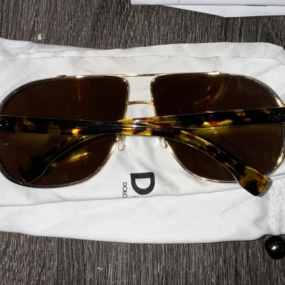 Dolce gabbana sunglasses - Picture 2 of 4